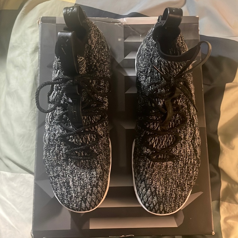 Lebron 15